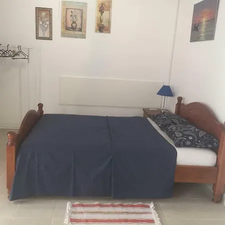 Authentic Village Near Akamas National Park Apartamento *